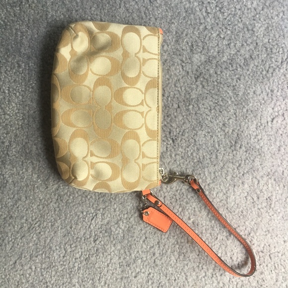 Coach Wristlet - Tan and Coral C Logo Pattern - Picture 2 of 3